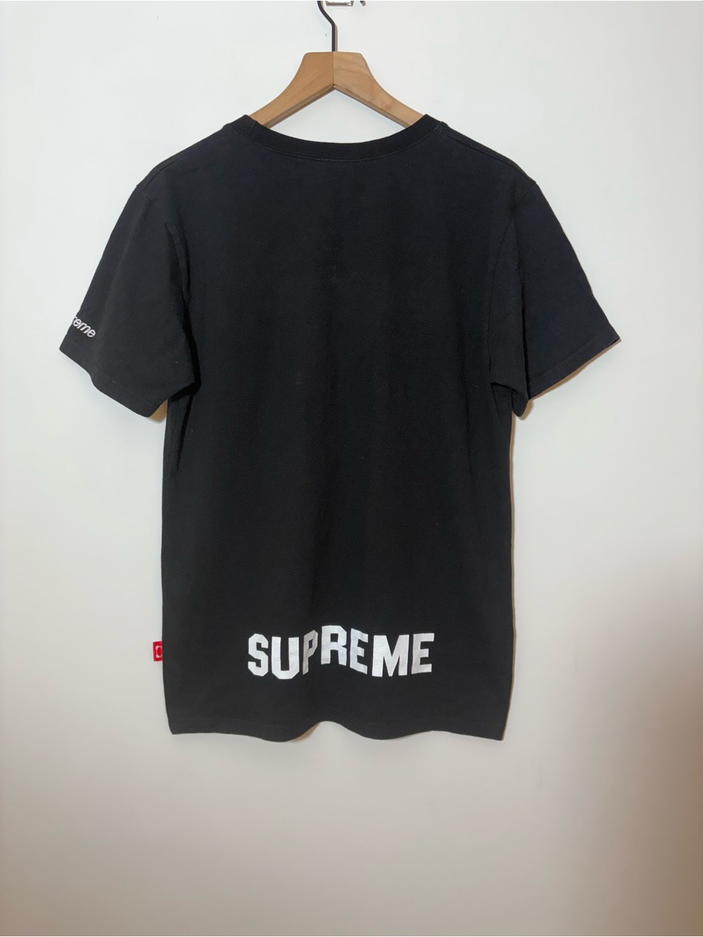 Supreme Red Boxed Logo T-Shirt Black Women size XL - Picture 7 of 12